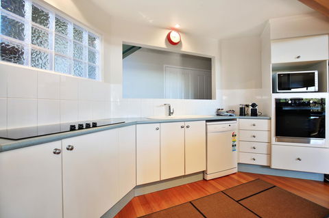 Seaglass - Stunning Views Of Jervis Bay - Accommodation Asia 10