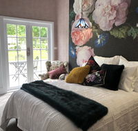 Chanticleer Gardens - Accommodation Asia