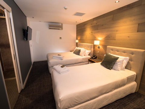 Crown Hotel Surry Hills - Accommodation Guide 10