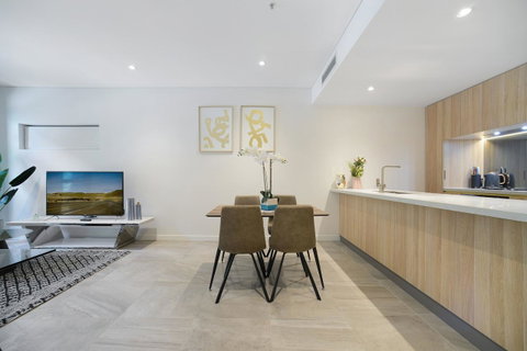 Luxury Home Hotel Next To Darling Harbour - Accommodation Guide 2