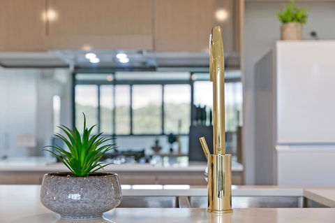 Stylish And Neat Two Bed Apartment In Wentworth Point - Accommodation Asia 2