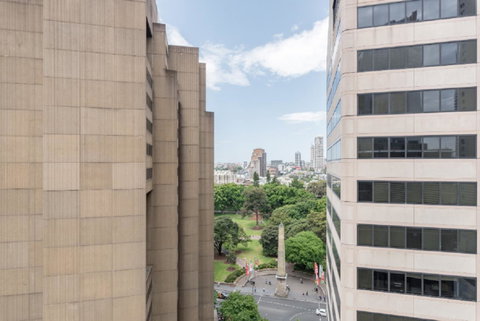 Sydney CBD Modern 2 Bedroom Apartment + Free Car Parking - Accommodation Guide 31
