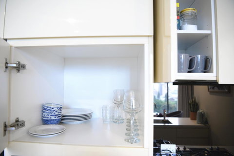 Sydney CBD Modern 2 Bedroom Apartment + Free Car Parking - Accommodation Guide 23