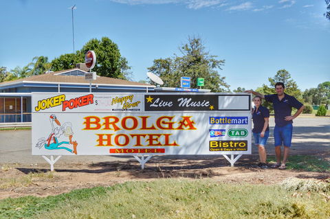 Brolga Hotel Motel - Coleambally - Accommodation Guide 0