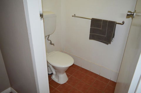 Brolga Hotel Motel - Coleambally - Accommodation Guide 4