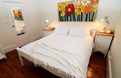 Thelma's Temora - Accommodation Asia 4