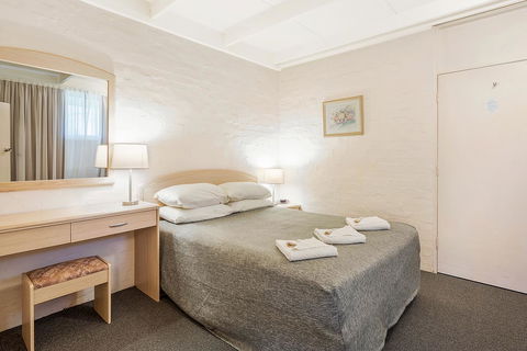 Black Dolphin Resort Motel & Apartments - Accommodation Asia 38