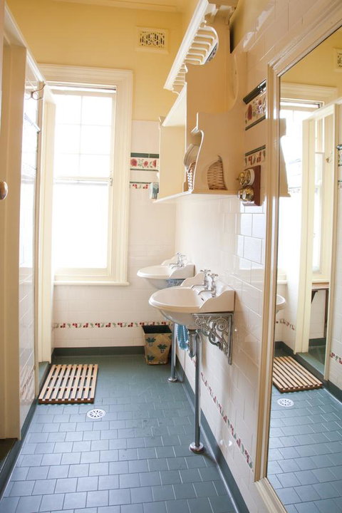 Australian Heritage Hotel - Accommodation Asia 37