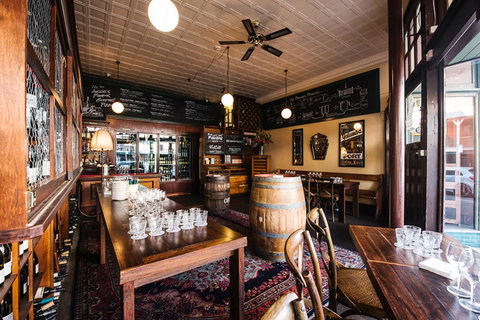 Australian Heritage Hotel - Accommodation Asia 23