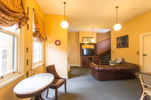 Australian Heritage Hotel - Accommodation Asia 7