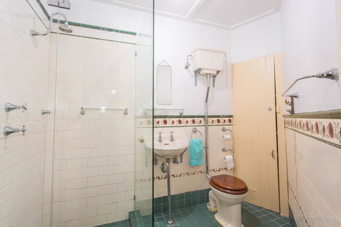 Australian Heritage Hotel - Accommodation Asia 11