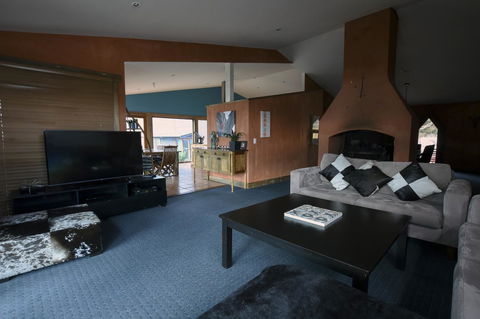 The Point - Exceptional - Accommodation Asia 18