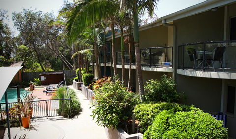 The Byron Beachcomber - Accommodation Guide 26
