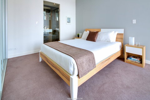 Zara Tower â€“ Luxury Suites And Apartments - Accommodation Guide 24