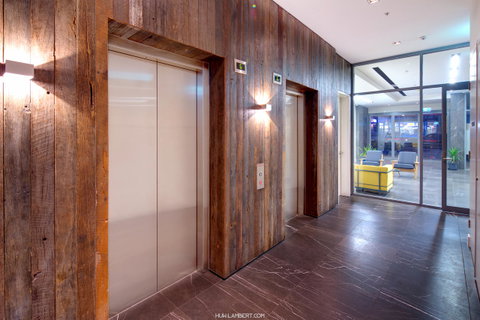 Zara Tower â€“ Luxury Suites And Apartments - Accommodation Guide 18