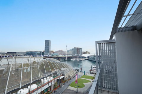 Adina Apartment Hotel Sydney, Darling Harbour - Accommodation Guide 1