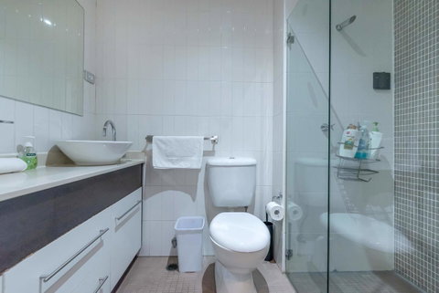 2 Bed House + Loft In Pyrmont - Accommodation Guide 15