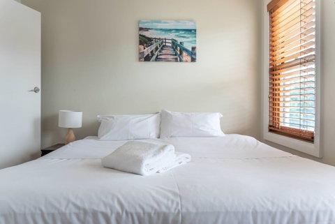 2 Bed House + Loft In Pyrmont - Accommodation Guide 13