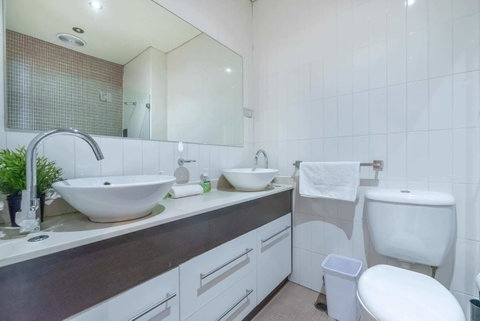 2 Bed House + Loft In Pyrmont - Accommodation Guide 14