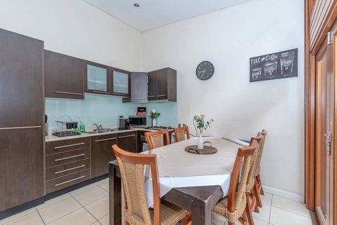2 Bed House + Loft In Pyrmont - Accommodation Guide 2