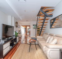 2 Bed House  Loft in Pyrmont - Accommodation Asia