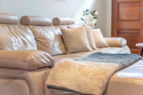 2 Bed House + Loft In Pyrmont - Accommodation Guide 9