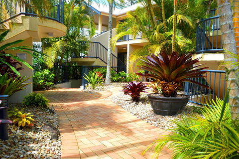 Outrigger Bay - Accommodation Guide 5