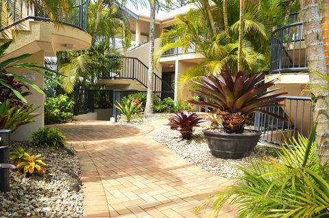 Outrigger Bay - Accommodation Guide 4