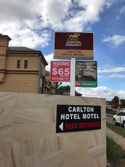 Carlton Suites - Accommodation Asia 24