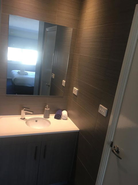 Carlton Suites - Accommodation Asia 31