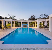 One Mile Mansion - Private Coastal Retreat FREE FAMILY ADVENTURE PASS - Accommodation Asia