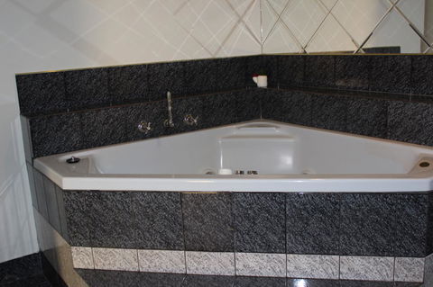 Hume Inn Motel Albury CBD - Accommodation Asia 21