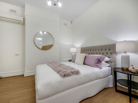 Large Terrace In Sydneyâ€™s Lower North Shore - Accommodation Asia 6