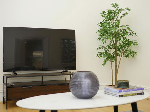 Large Terrace In Sydneyâ€™s Lower North Shore - Accommodation Asia 14