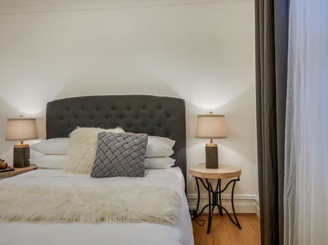 Large Terrace In Sydneyâ€™s Lower North Shore - Accommodation Asia 4