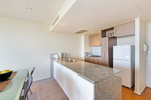 Wyndel Apartments North Sydney - Harbour Watch - Accommodation China 7