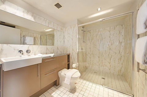 Wyndel Apartments North Sydney - Harbour Watch - Accommodation China 5