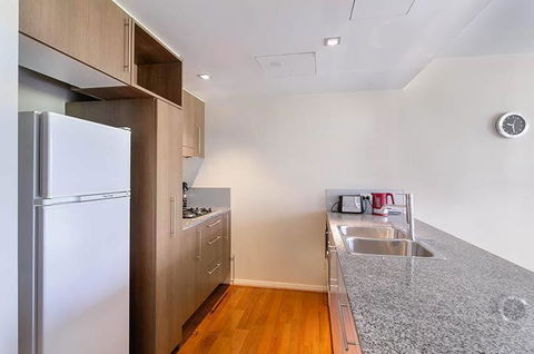 Wyndel Apartments North Sydney - Harbour Watch - Accommodation China 10