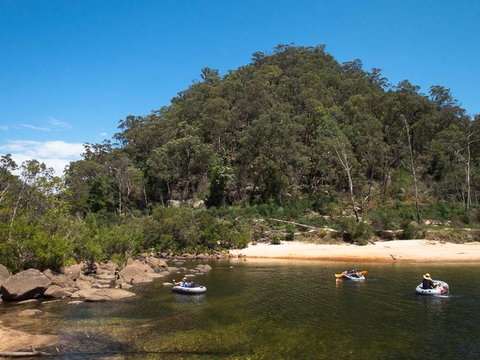 Christopher Tiny House - Accommodation Guide 6