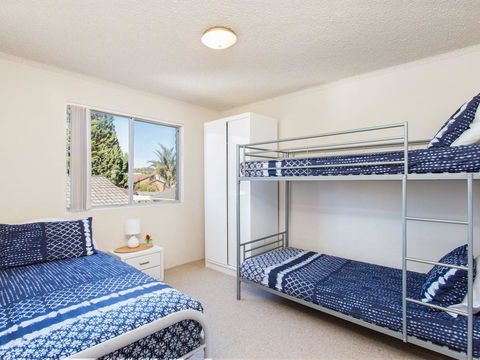 Aquarius 9 - Accommodation Guide 10