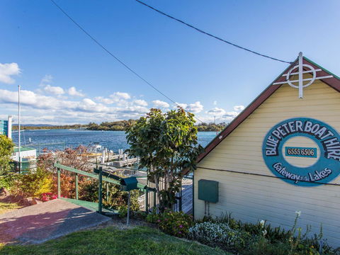 Aquarius 9 - Accommodation Guide 14
