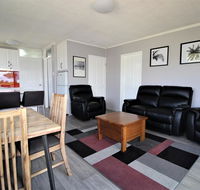 Beachfront 3 25 Willow Street - Accommodation Asia