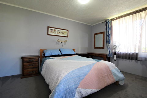 Beachfront 3, 25 Willow Street - Accommodation Asia 9