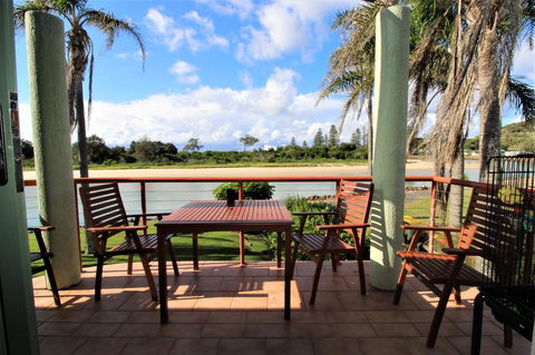 Beachfront 3, 25 Willow Street - Accommodation Asia 4