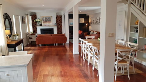 Bowral Escape - Accommodation Asia 16