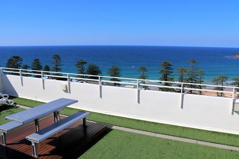 Relaxed Beachside Living - Accommodation China 17