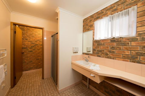Hume Country Motor Inn - Accommodation Asia 28