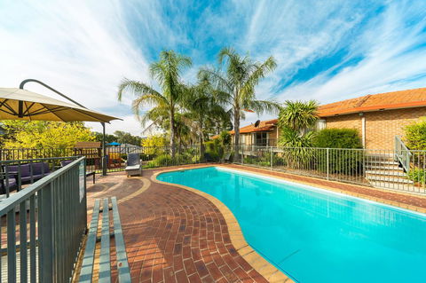Hume Country Motor Inn - Accommodation Asia 6
