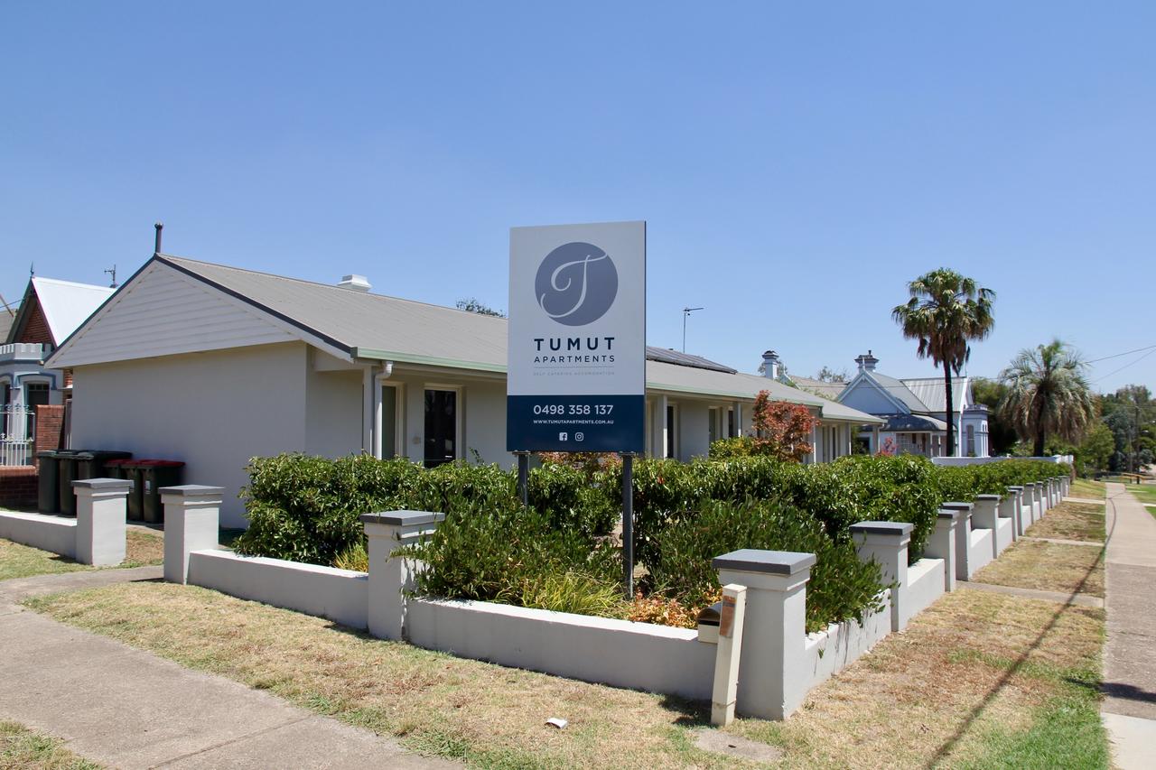 Couragago NSW Accommodation Asia