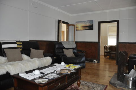 Caledonia Cottage - Accommodation China 11